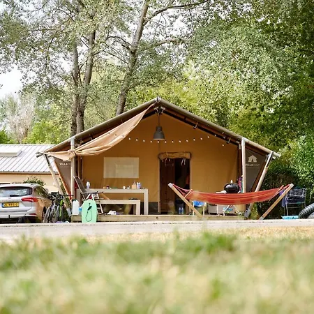 Glamping Lac D'orient 豪华帐篷 梅尼尔圣榭