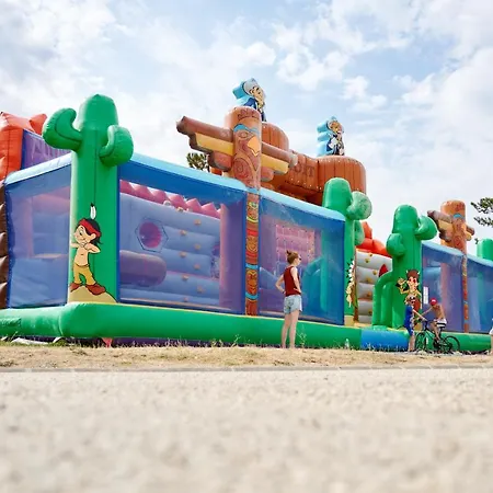 Glamping Lac D'orient Οργανωμένο κάμπινγκ