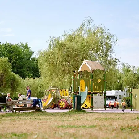 Glamping Lac D'orient